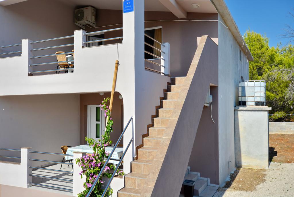 Apartment Marijana Vir Kültér fotó