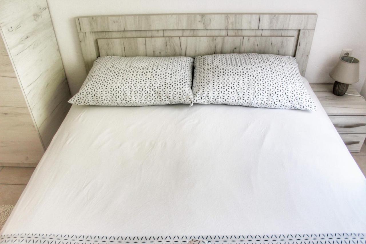 Apartment Marijana Vir Kültér fotó